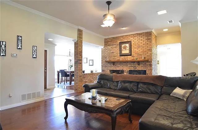 Foto del edificio - 2338 Highlands Creek Rd