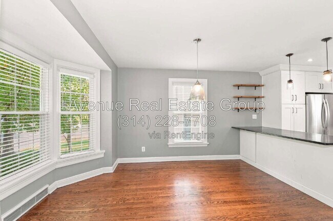 Building Photo - 324 Oakley Ln