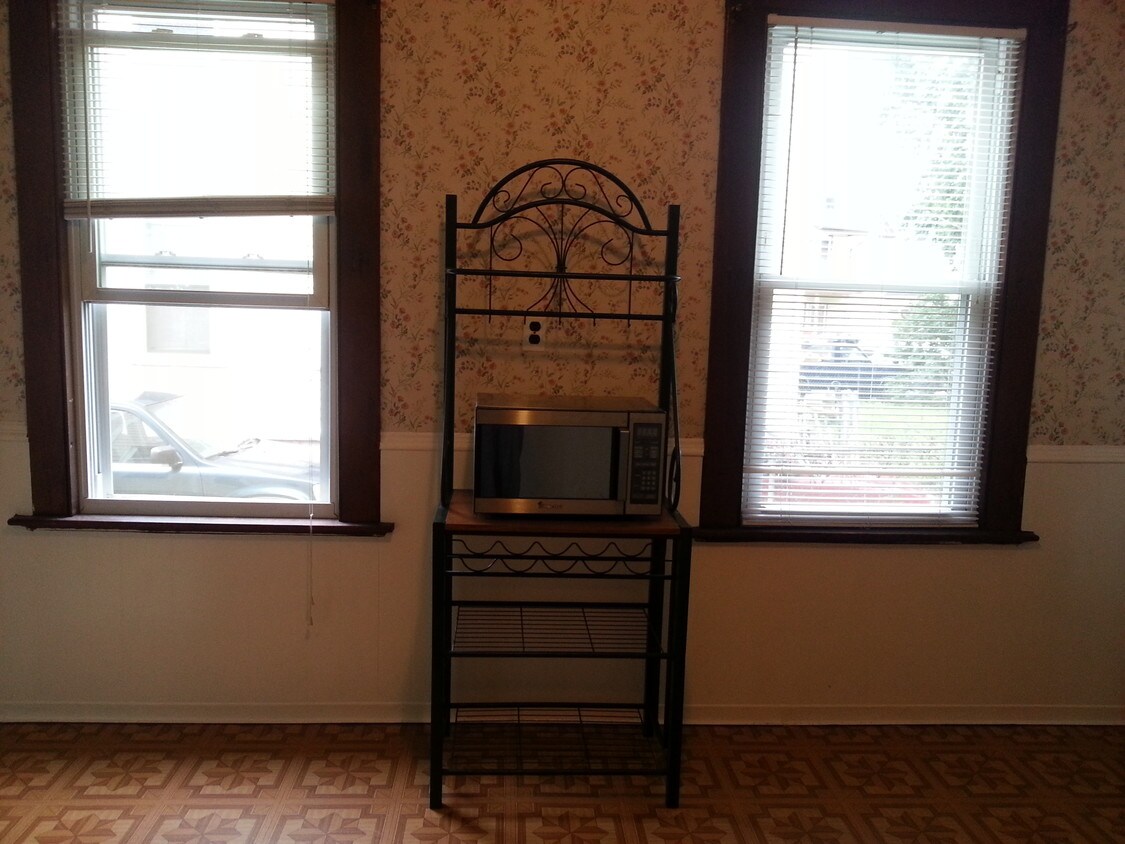 13 Jackson St, Ansonia, CT 06401 Apartments in Ansonia, CT