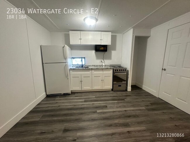 Foto del edificio - 23034 Watergate Cir