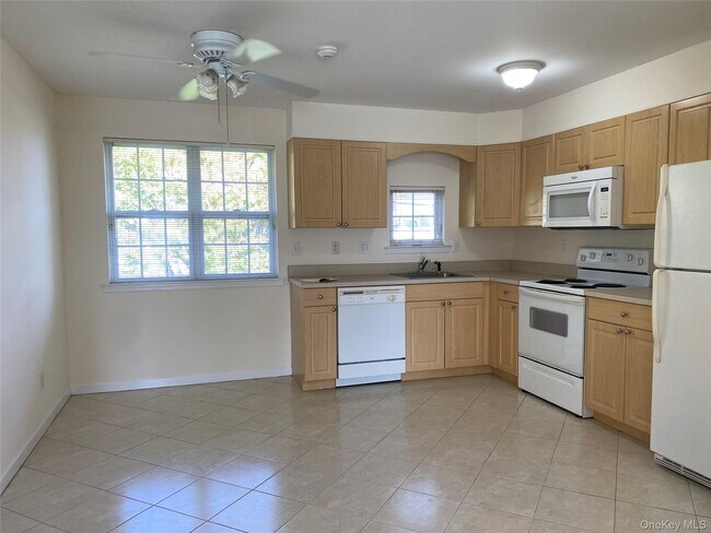 Foto del edificio - 7 Dominick Ct