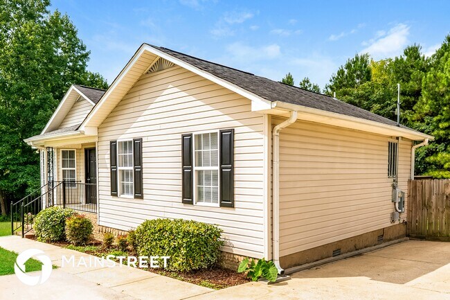 Building Photo - 30 Sunset Cir