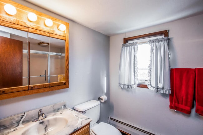 Building Photo - SPACIOUS 2 BEDROOM, ALL MAJOR UTILITIES IN...