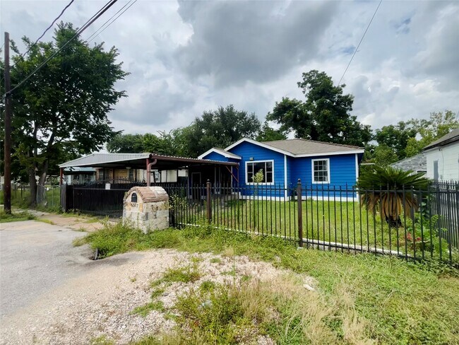 Foto del edificio - 6507 Longview St