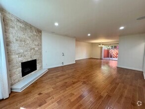 Building Photo - 2717 Arizona Ave