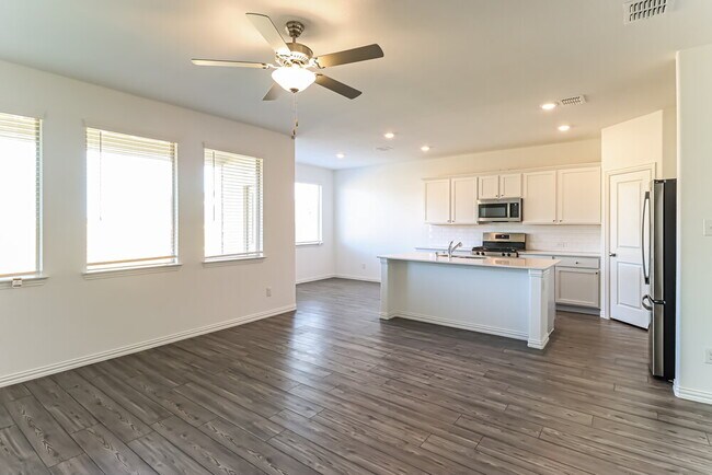 Building Photo - 14844 Holster Trl