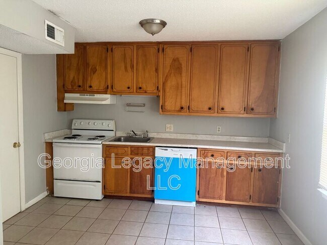 Foto del edificio - 272 Lawrenceville St