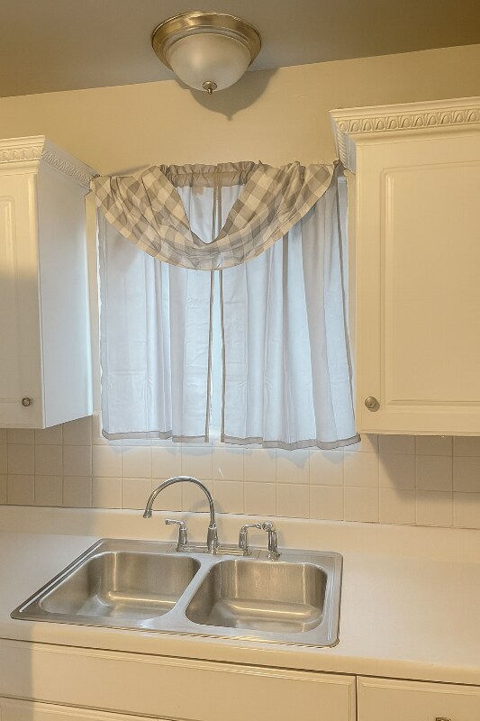 Foto del edificio - 17390 Albion Ave