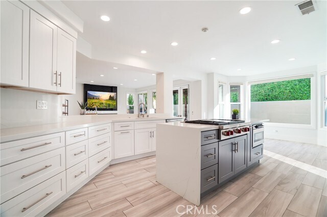 Building Photo - 24868 Paseo Primario