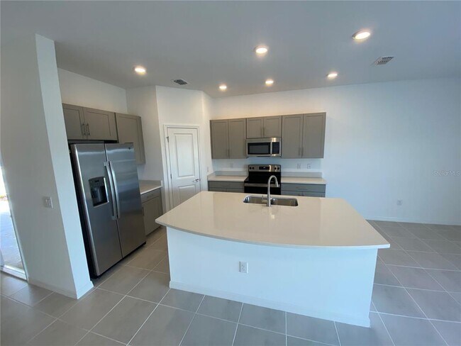 Building Photo - 11760 Glenside Ter