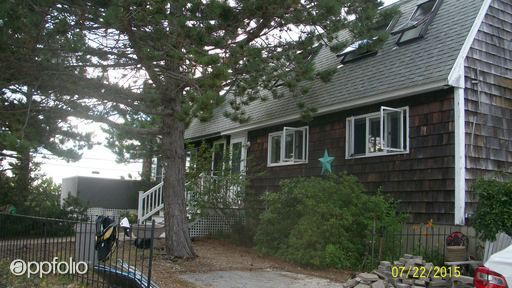 Primary Photo - 32 OLD POINT Rd