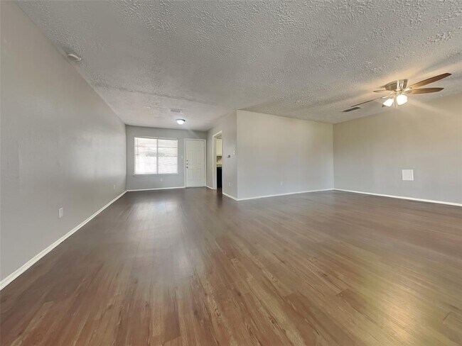 Foto del edificio - 11119 Daybreak Ln