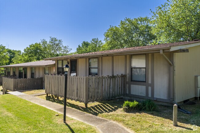 Foto del edificio - Windsor Village Apartments