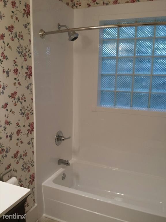 Foto del edificio - 1413 Hixson Pike