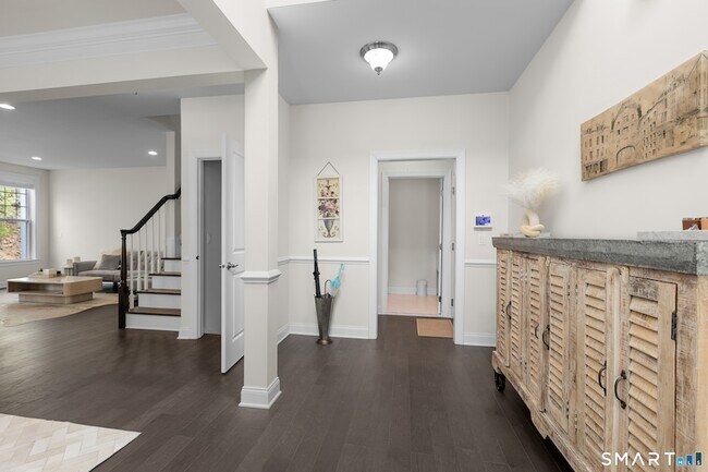 Foto del edificio - 16 Hunting Ridge Ln