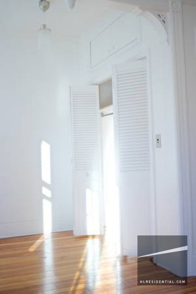 Foto del edificio - 2511 18th St
