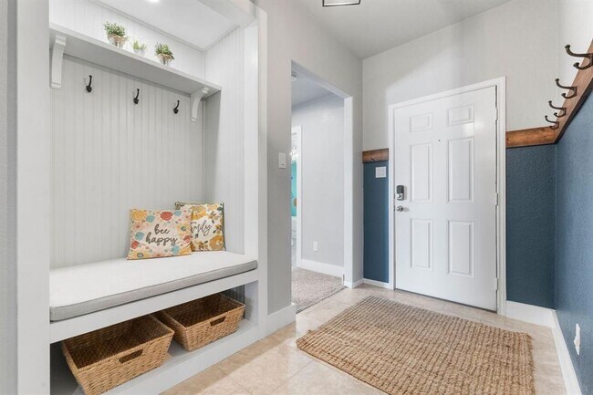 Foto del edificio - 3047 Darlington Ct