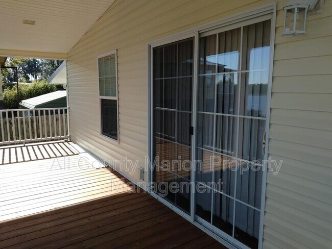 Foto del edificio - 23031 NE 112th Court Rd