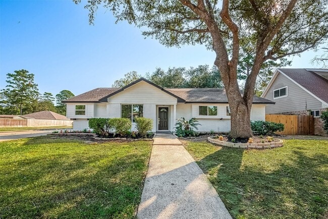 Building Photo - 23130 Bayleaf Dr