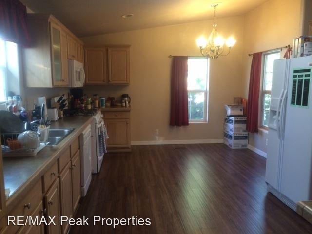 Building Photo - 3 br, 2 bath House - 1296 S Mark Lane