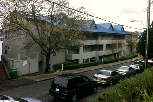 Building Photo - 2420 8th Ave N