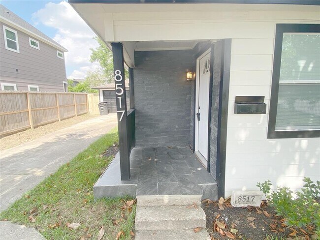Foto del edificio - 8517 Rubin St