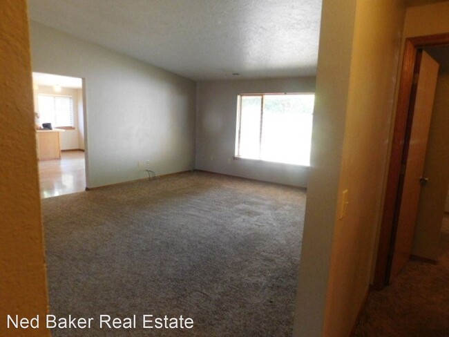 Building Photo - 3 br, 2 bath House - 5074 Melinda Ct. S