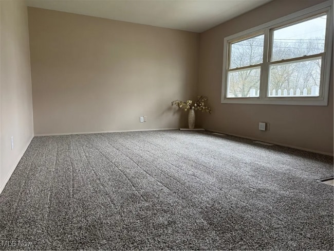 Foto del edificio - 3372 Lynwood Dr NW