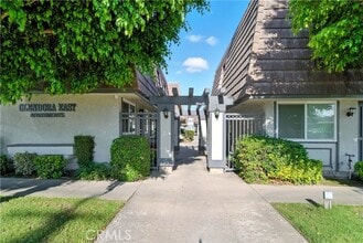 Building Photo - 430 Sellers St