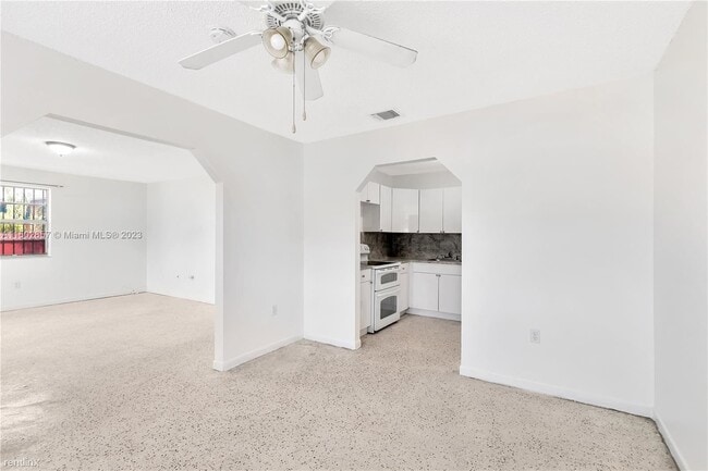 Building Photo - 3 br, 2 bath House - 1722 NW 5th St