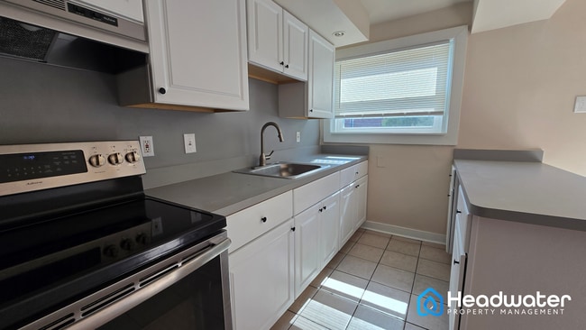 Building Photo - House for Rent in Folcroft