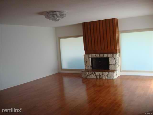 Building Photo - 5 Oceanaire Dr