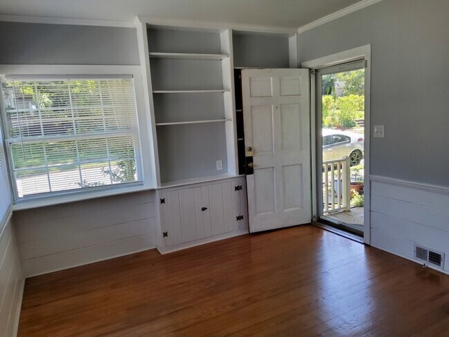 Building Photo - Washington Park - Franklin Street Duplex