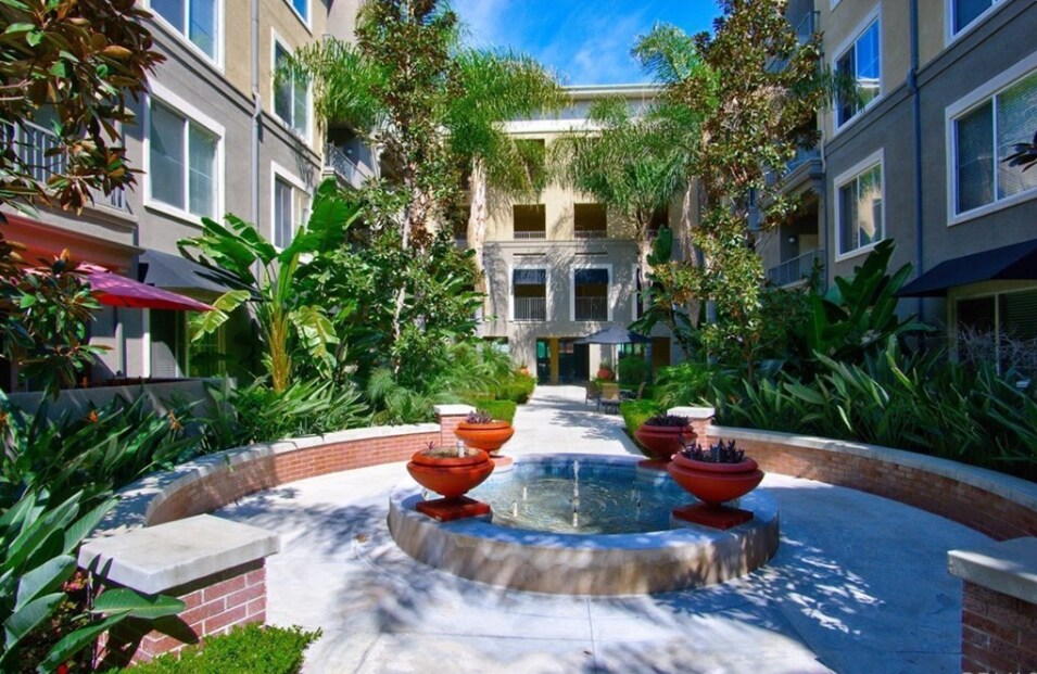 1801 E Katella Ave Unit Apt 4093, Anaheim, CA 92805 Condo for Rent in