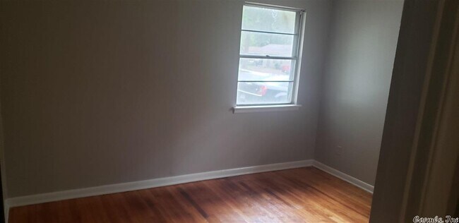 Foto del edificio - 48 Westminister Dr