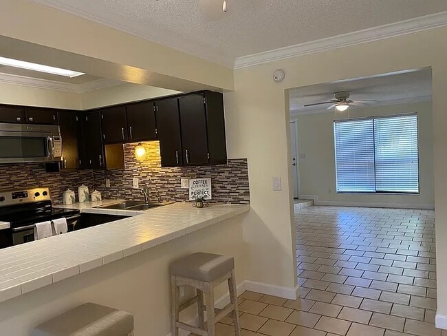 Building Photo - 612 Casa Park K Ct