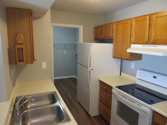 Building Photo - 310 Timber Ridge Dr