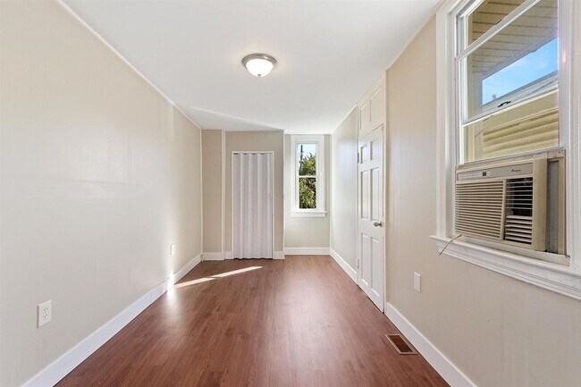 Foto del edificio - Charming 3 Bed, 1.5 Bath Home in York Pa!