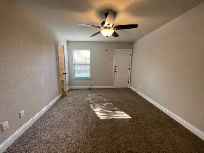 Building Photo - 8113-8115 Tanner