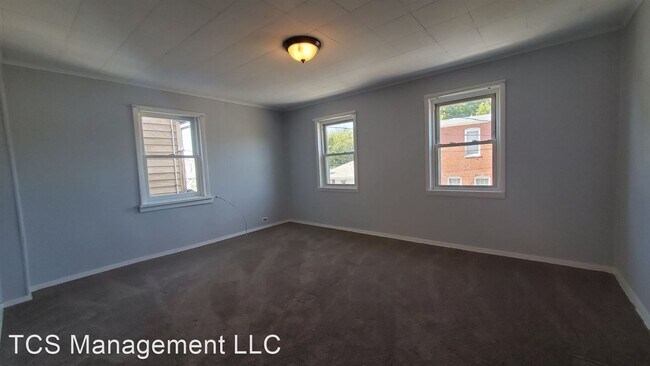 Building Photo - 2 br, 1 bath House - 103 Thompson Street