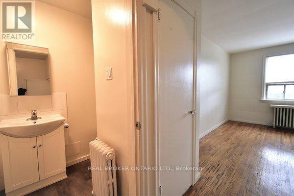 Building Photo - 202 O'Connor Dr