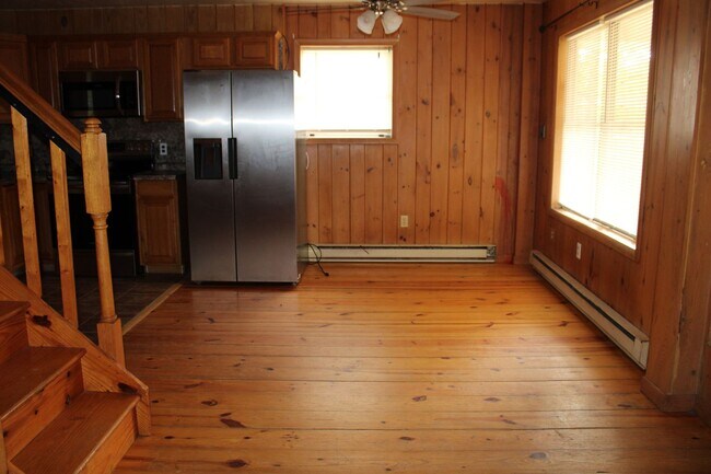 Building Photo - Single Family Home