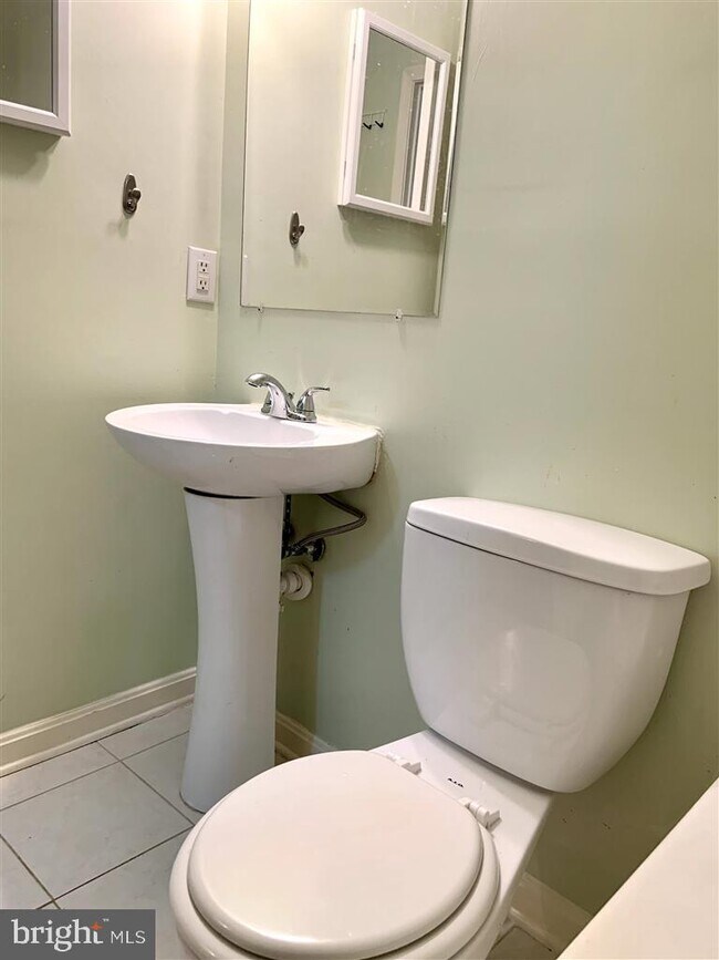 Foto del edificio - 20186 Hardwood Terrace