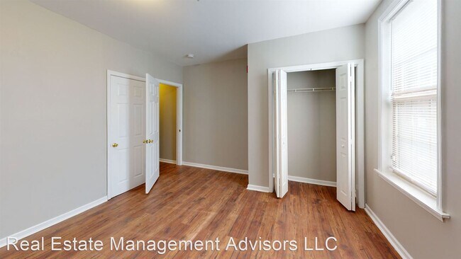 Building Photo - 1823 N 33rd St