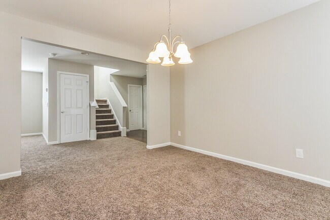 Building Photo - 3715 Horseshoe Farm St