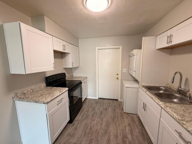 Foto del edificio - 4837 E Willetta St