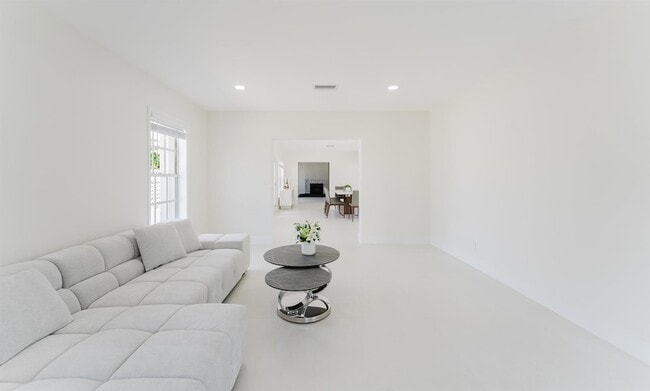 Photo - 3199 NE 6th Dr House