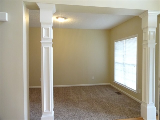 Building Photo - 105 Adair Circle