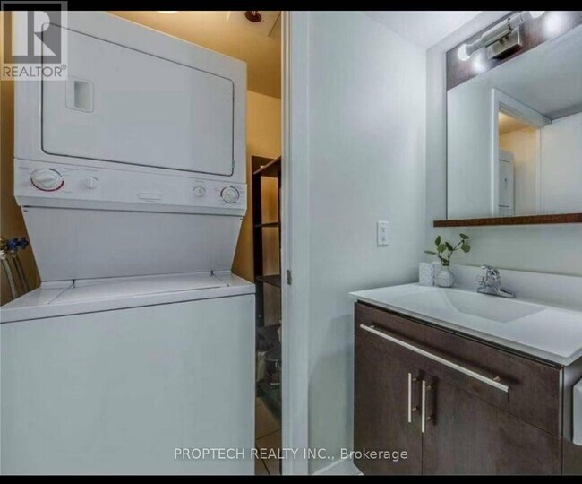 Building Photo - 80 Western Battery Rd