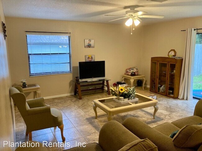 Building Photo - 2 br, 2 bath House - 10905 W Gem Street